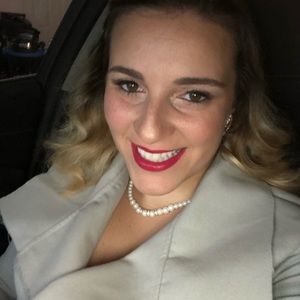 Meet your Posher, Ioana